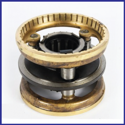 Synchro Hub LT76 suffix D (FRC6996)
