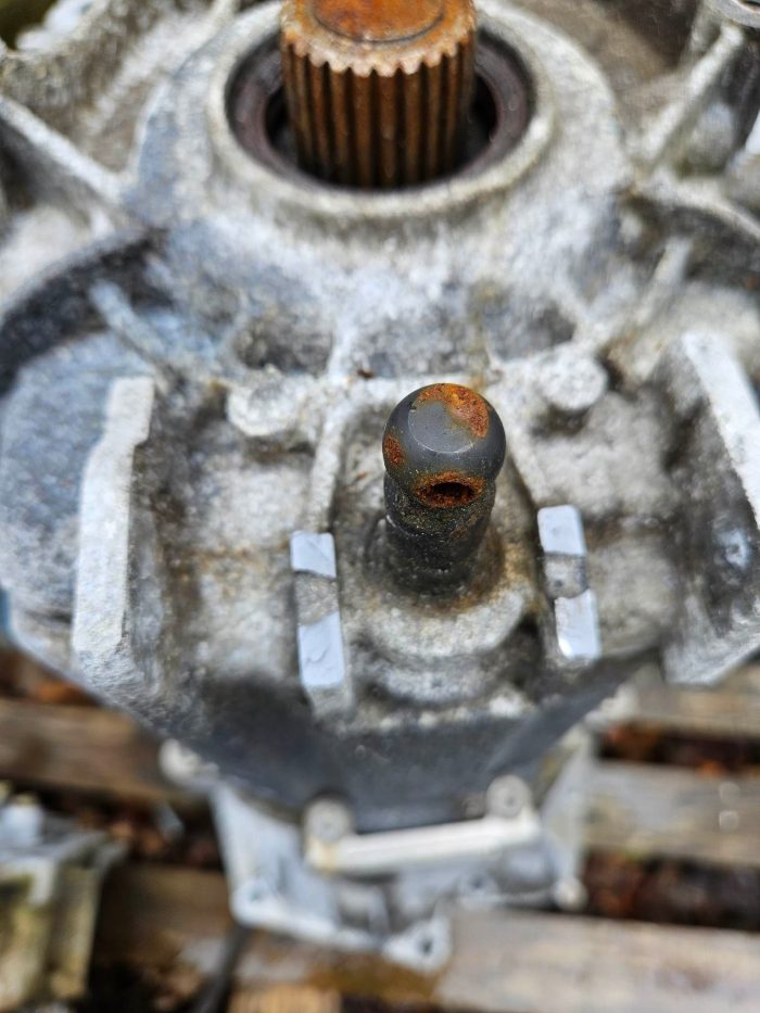 BMW 6 Speed ZFS637 2WD Manual Gearbox to LT230 Adapter kit Online